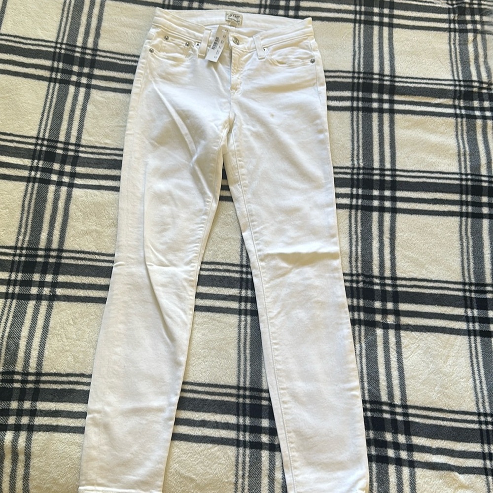 J Crew white denim toothpick size 25 NWT with defects